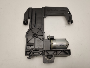 Mercedes Benz ML-Class 164 (2005–2011) Front seat motor 0009700026 - 4