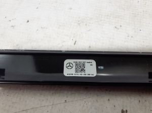 Mercedes Benz E-Class W238 (2017–2026) Fensterschachtleiste außen Tür hinten A2386709200 - 4
