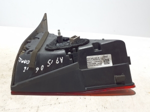 AUDI A7 (2010–2018) Tagatuli tagaluugil 4G8945094H - 2