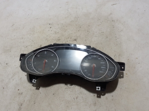  Instrument cluster  - 4G8920933F 
