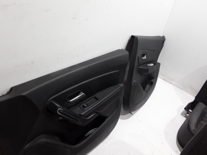 Dacia Duster (2017–2024) Salong ja selle osad - 3