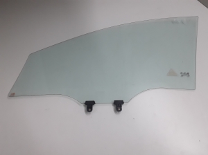 Kia Rio (2011–2017) Front door glass 824211W020 - 2