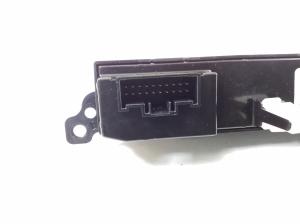 Hyundai i20 (2008–2014) Warnblinkschalter 937501J530 - 2