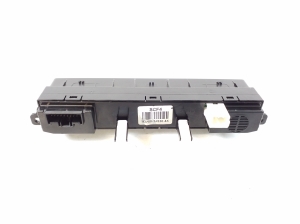 Hyundai i20 (2008–2014) Warnblinkschalter 937501J530 - 3