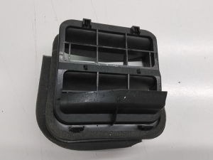 Subaru Forester SK (2018–2026) Rear fender vent grille 72651AE010 - 4