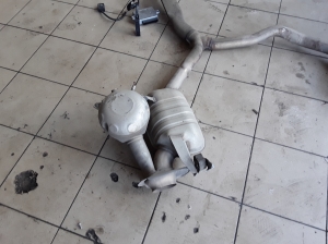 AUDI A7 (2010–2018) Muffler 4G0253610BA - 5
