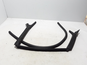 AUDI A7 (2010–2018) Tagumise küljeukse tihend uksel 4G8845696H - 3