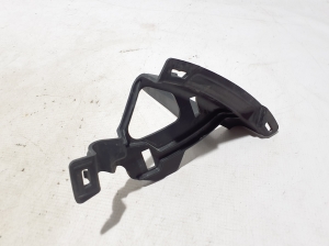 Mercedes Benz C-Class 206 (2021–2026) Iluvõre kinnitus A2068886000 - 2