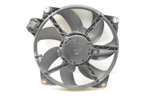 RENAULT Megane III (2008–2016) Dzesēšanas ventilators un tā daļas 214812415R - 3