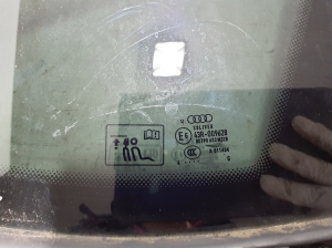 AUDI A7 (2010–2018) Rear quarter glass 4G8845300AD - 3