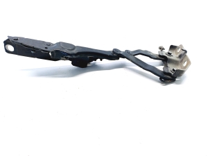 VOLVO V60 (2018–2026) Hood hinge 32277085 - 4