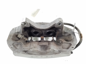 Tesla Model 3 3 (2016–2024) Eesmine pidurisadul 104462100D - 2