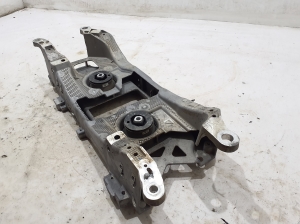 Ford Mustang Mach-E Mach-E (2020–2026) Tagasild ja selle osad LJ986F065AD - 5
