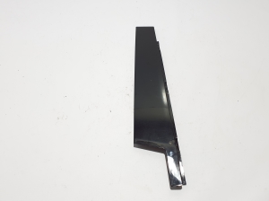 Front door outer window molding - A1676903400
