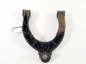 Bras de suspension avant - 104432600J