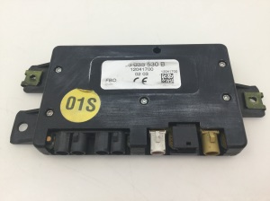 Volkswagen Touareg I (2002–2010) Antennenverstärker 7L6035530B - 2