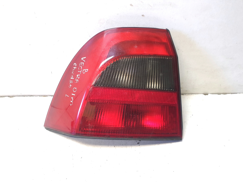 Opel Vectra B (1995–2002) Eckleuchte hinten 62144 Opel Vectra B (1995–2002) Eckleuchte hinten 62144