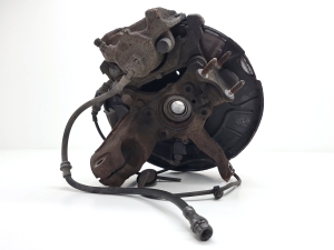 Volkswagen Tiguan (2007–2016) Front wheel hub 5N0611841A - 7