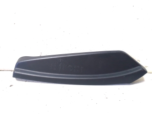 Rear corner light trim - A055364
