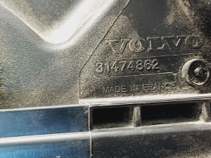VOLVO V60 (2018–2026) Õhufiltri korpus 31474862 - 5