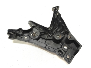 VOLVO V60 (2018–2026) Front fender bracket 32288930 - 4