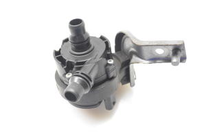 Auxiliary water pump - 8605322