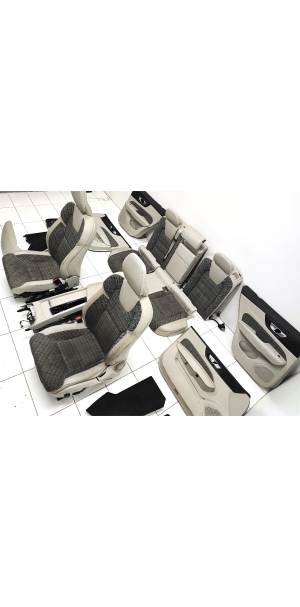 VOLVO V60 (2018–2026) Interior and its parts - 6