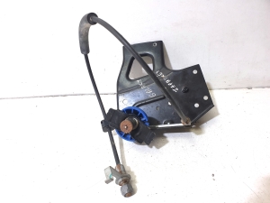 Fixation de roue de secours - E1GC1A131AC