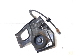 Ford Galaxy (2015–2026) Varuratta kinnitus E1GC1A131AC - 3