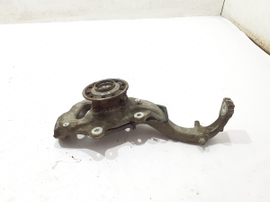 Mercedes Benz C-Class 205 (2014–2021) Front wheel hub A2053322700 - 3