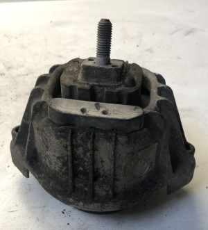 BMW X1 E84 (2009–2015) Engine mount 139811 - 3