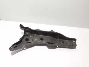 VOLVO XC90 (2015–2024) Front fender bracket 31391777 - 3