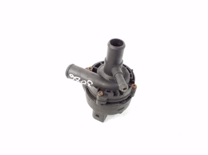 Mercedes Benz E-Class W207 (2009–2017) Auxiliary water pump A2118350028 - 3