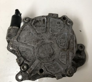 Vakuumpumpe - 03L145100