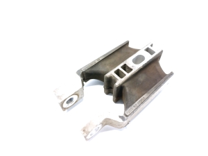   Engine mount  - 31430509 