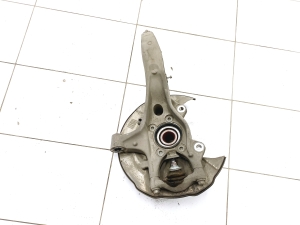 VOLVO V60 (2018–2026) Front wheel hub 31476315 - 2