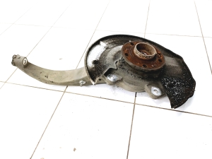 VOLVO V60 (2018–2026) Front wheel hub 31476315 - 4