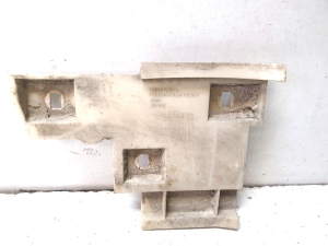 Front bumper bracket - 9151503