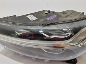 VOLVO XC40 (2017–2026) Headlight 31446778 - 3