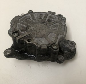 AUDI A4 B8 (2007–2016) Vacuum pump 03L145100 - 2