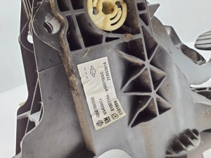 Opel Vivaro B (2014–2019) Bremspedal 465016415R - 2