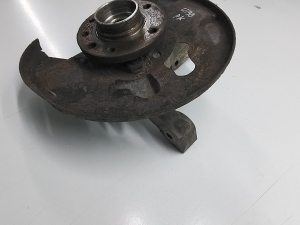 Saab 9-3 (2002–2014) Front wheel hub 12786671 - 2