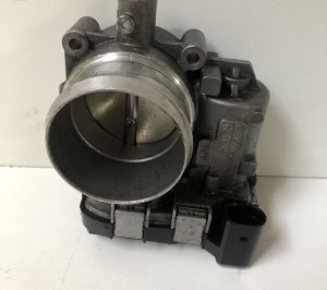 Volkswagen Golf VI (2008–2013) Drosselklappe 03C133062D - 2
