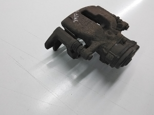 AUDI Q5 (2008–2017) Tagumine pidurisadul 8K0615404B - 4