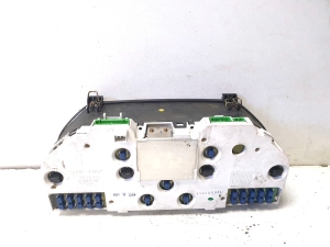 VOLVO V70 I (1997–2000) Instrument cluster 9168138 - 4