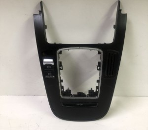 Center console - 8K0864261