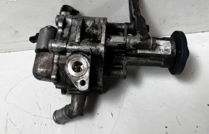 BMW 5 SERIES F10 (2010–2017) Servopumpe 679866503 - 3