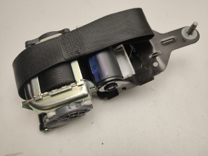 Mercedes Benz C-Class 204 (2007–2014) Sicherheitsgurt vorne A2048601585 - 3