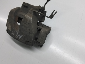 AUDI A4 B8 (2007–2016) Eesmine pidurisadul 8K0615124C - 2