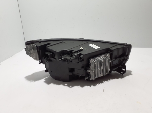 VOLVO XC40 (2017–2026) Headlight 31446778 - 6